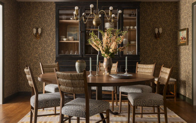 Fashionable mix: How wallpaper emphasizes modern and classic interior styles