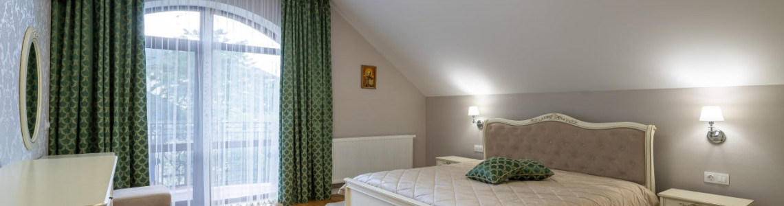 Classic Bedroom in Bryukhovychi