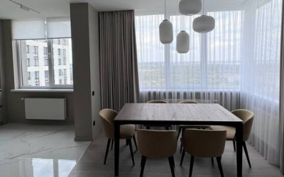 How to beautifully connect two types of floor coverings?