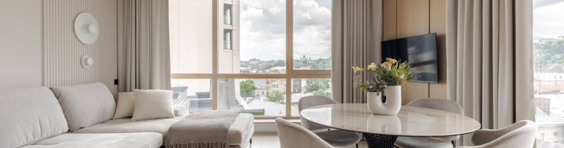 Hanging curtains