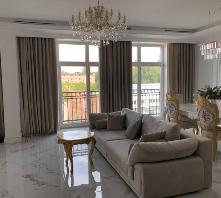Curtains in the living room 20202152