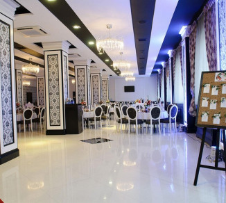 Curtains for a restaurant 20205001