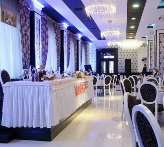 Curtains for a restaurant 20205000