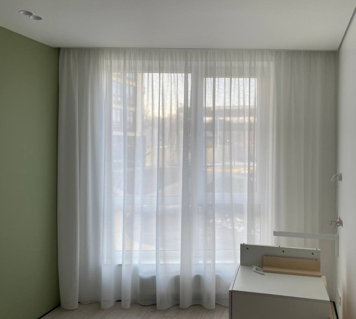 Tulle for the panoramic window 20202277