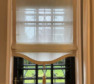 Roman blind in classic style 20202195