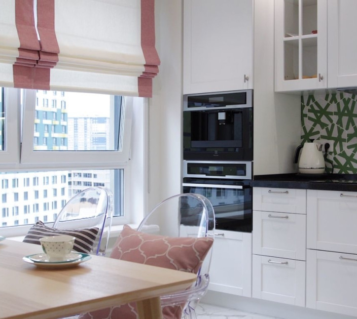 Roman curtains in the kitchen 20202092