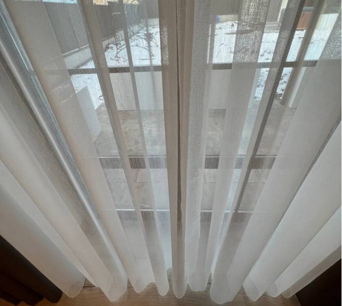 Tulle for the panoramic window 20202267