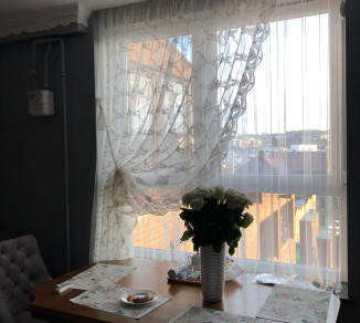 Provence tulle in the nursery 20202098