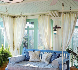 Curtains on the terrace 20201009