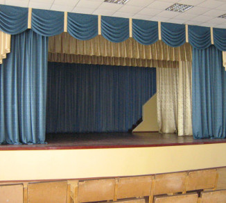 Curtains for the stage 20203128