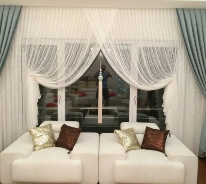 Tulle and Provence curtains in the nursery 20202097
