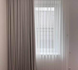 Straight curtains and tulle with an even fold 20202339