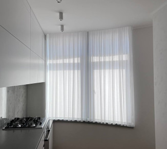 Tulle for an arched window for the kitchen 20202293