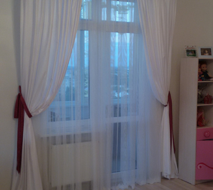 Provence tulle in the nursery 20202099