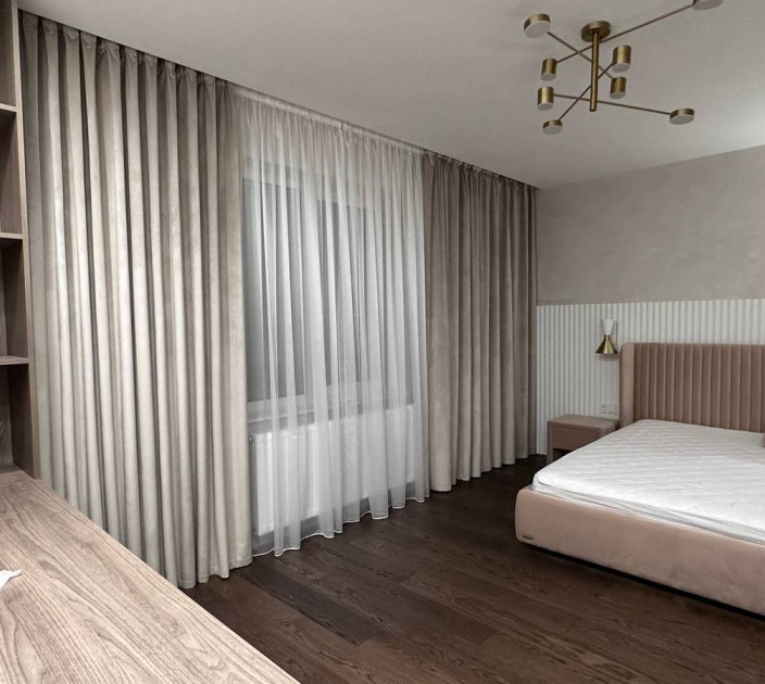 Curtains on a lining for the bedroom 20202167