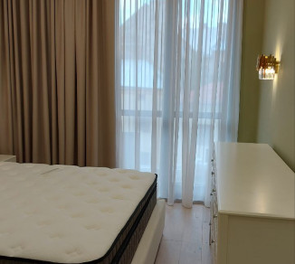 Curtains for the bedroom 20202287