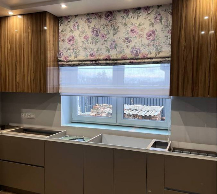 Double Roman blind with flowers 20202265