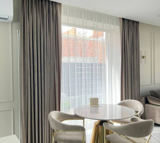 Velvet curtains in a luxurious modern interior 20202327