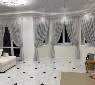 Tulle with hooks for a bay window 20202190