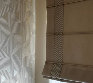 Double Roman blind with decorative edging 20220021