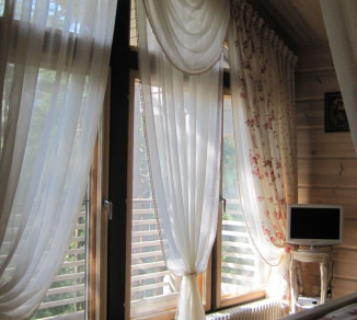Curtains and tulle for skylights 20201043