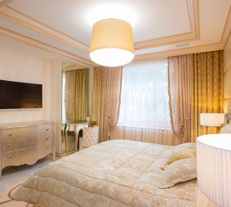 Curtains for the bedroom 20203067