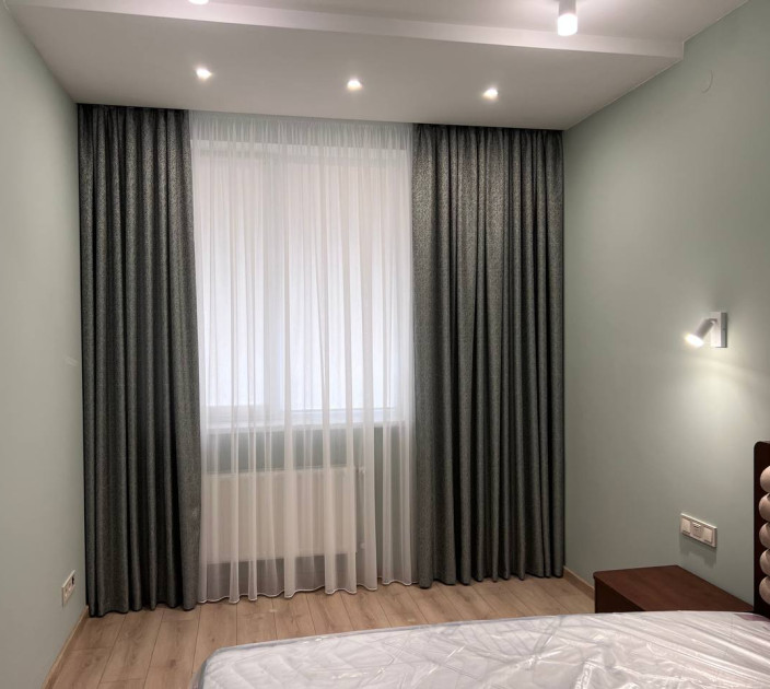Gray curtains for the bedroom 20202259
