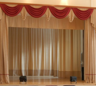 Curtains for the stage in the kindergarten 20203130