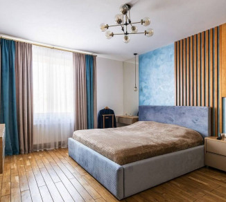 Double curtains in townhouse 20202193