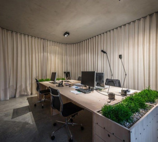 Classic curtains for the office 20203122