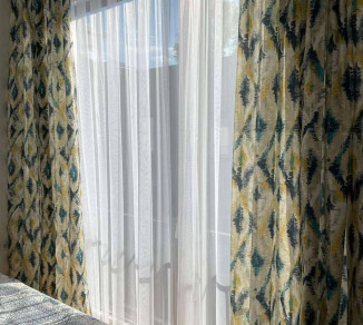 Patterned curtains for panoramic windows 20202221