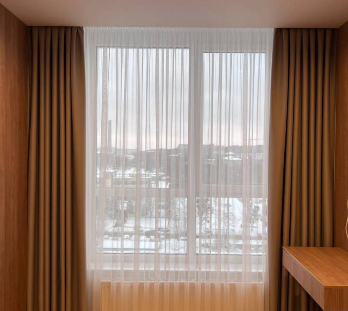 Straight curtains on a blackout lining in the bedroom 20202331