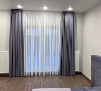 Velvet curtains in the bedroom 20202224