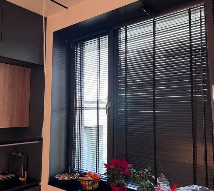 Wooden blinds for the kitchen 20220001