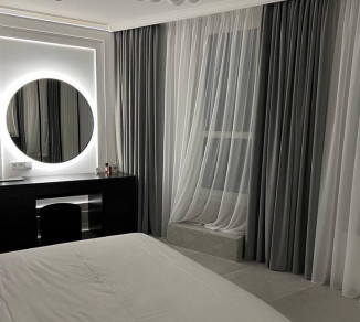 Bedroom curtains on a bay window 20202173