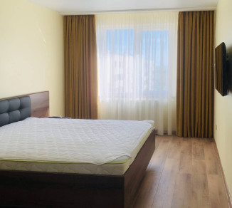 Curtains for the bedroom 20202189