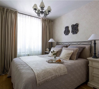 Curtains in the apartment 20208005