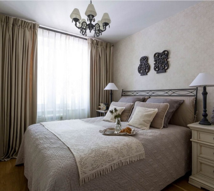 Curtains in the apartment 20208005